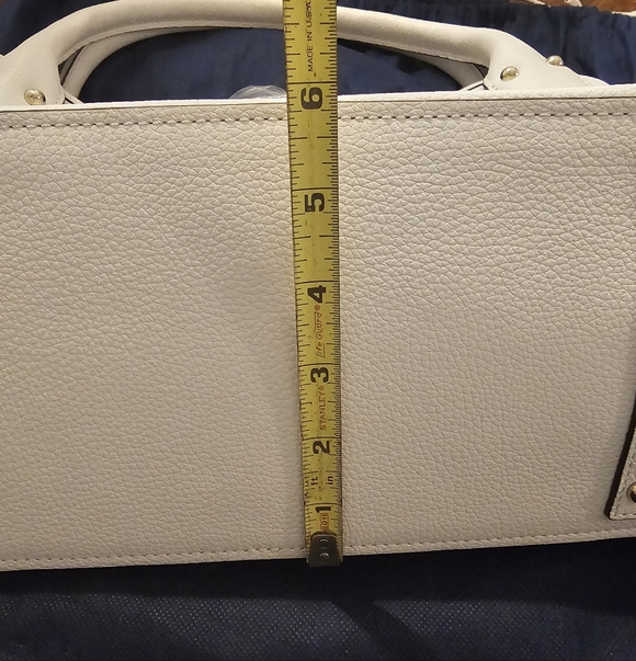 Dooney & Bourke White Shoulder Bag - Picture 7 of 12